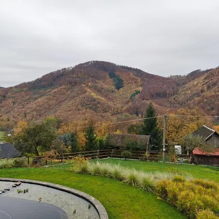 Včelárik Nova Bana